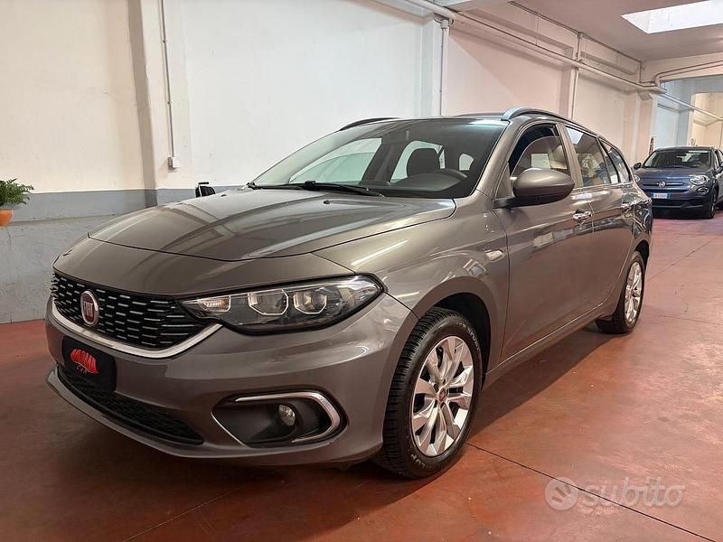 Usata Fiat Tipo Business 119 CV (87 kW) 2018 Grigio Station wagon