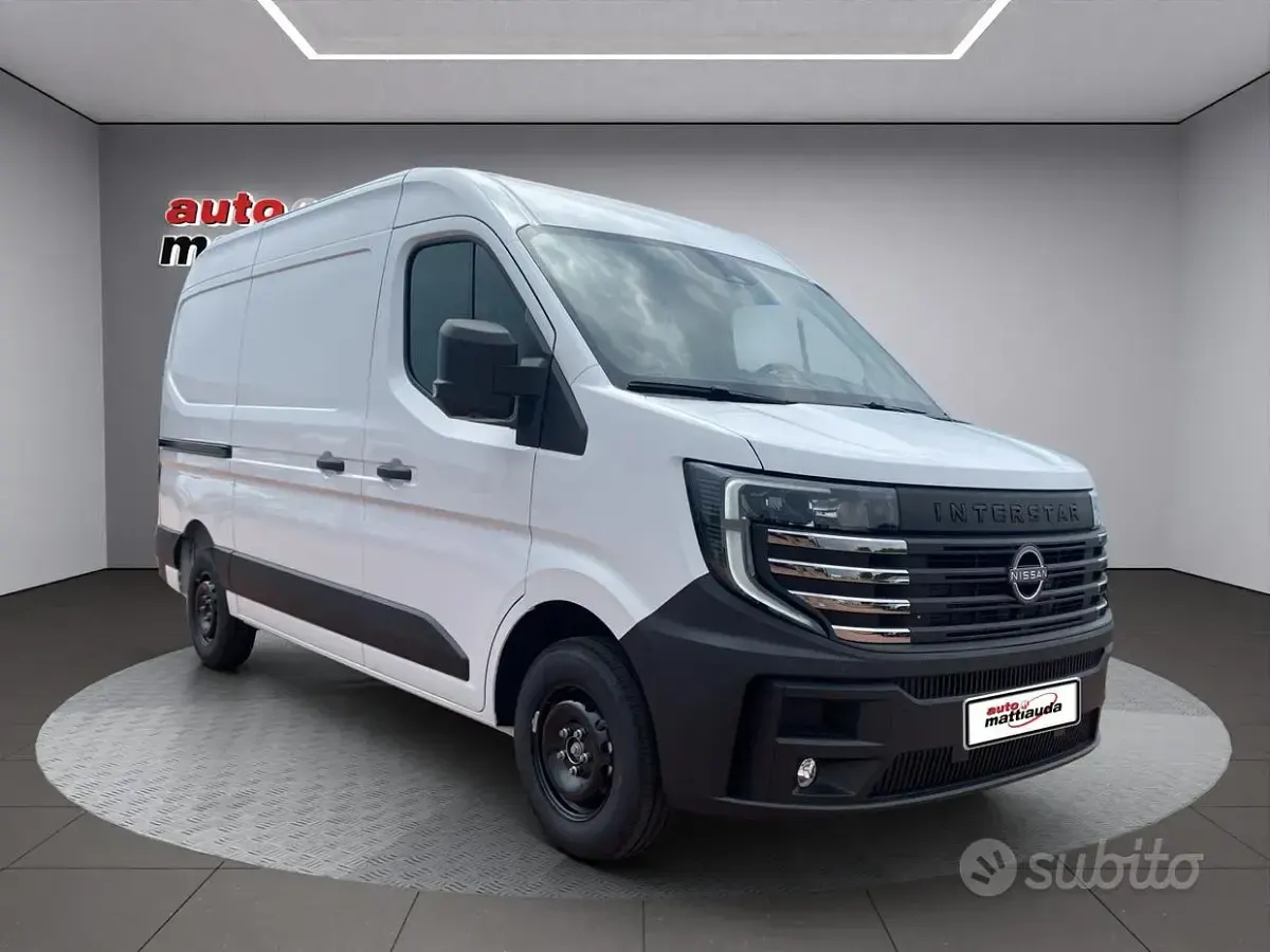 Nuova Nissan Interstar N-Connecta 130 CV (95 kW) 2026 Mineral white Furgone
