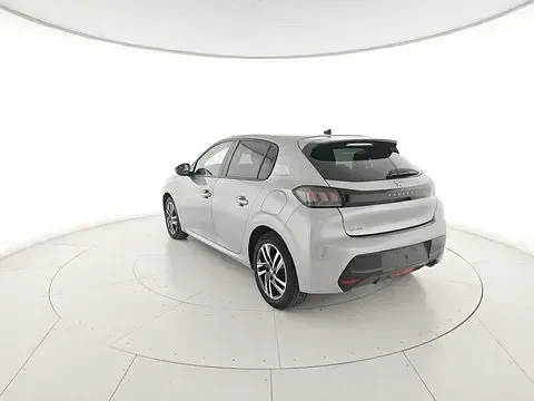 Usata Peugeot 208 Allure 101 CV (74 kW) 2023 Grigio scuro Utilitaria