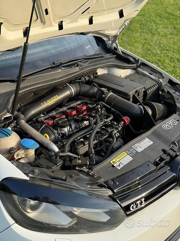 Usata VW Golf VI GTI 280 CV (205 kW) 2009 Bianco Utilitaria