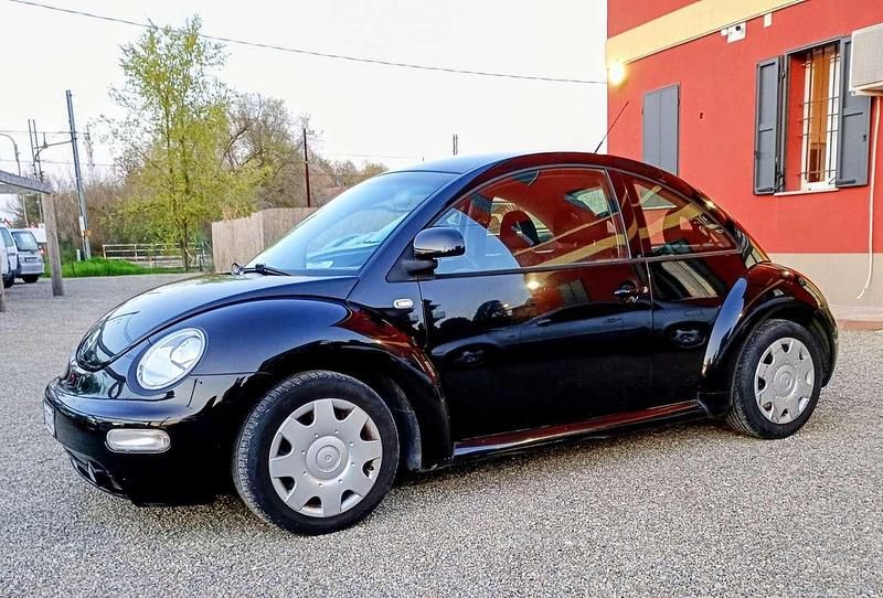 Usata VW New Beetle 102 CV (75 kW) 2000 Other Utilitaria