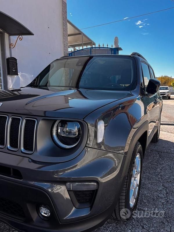 Usata Jeep Renegade 120 CV (88 kW) 2023 Grigio SUV