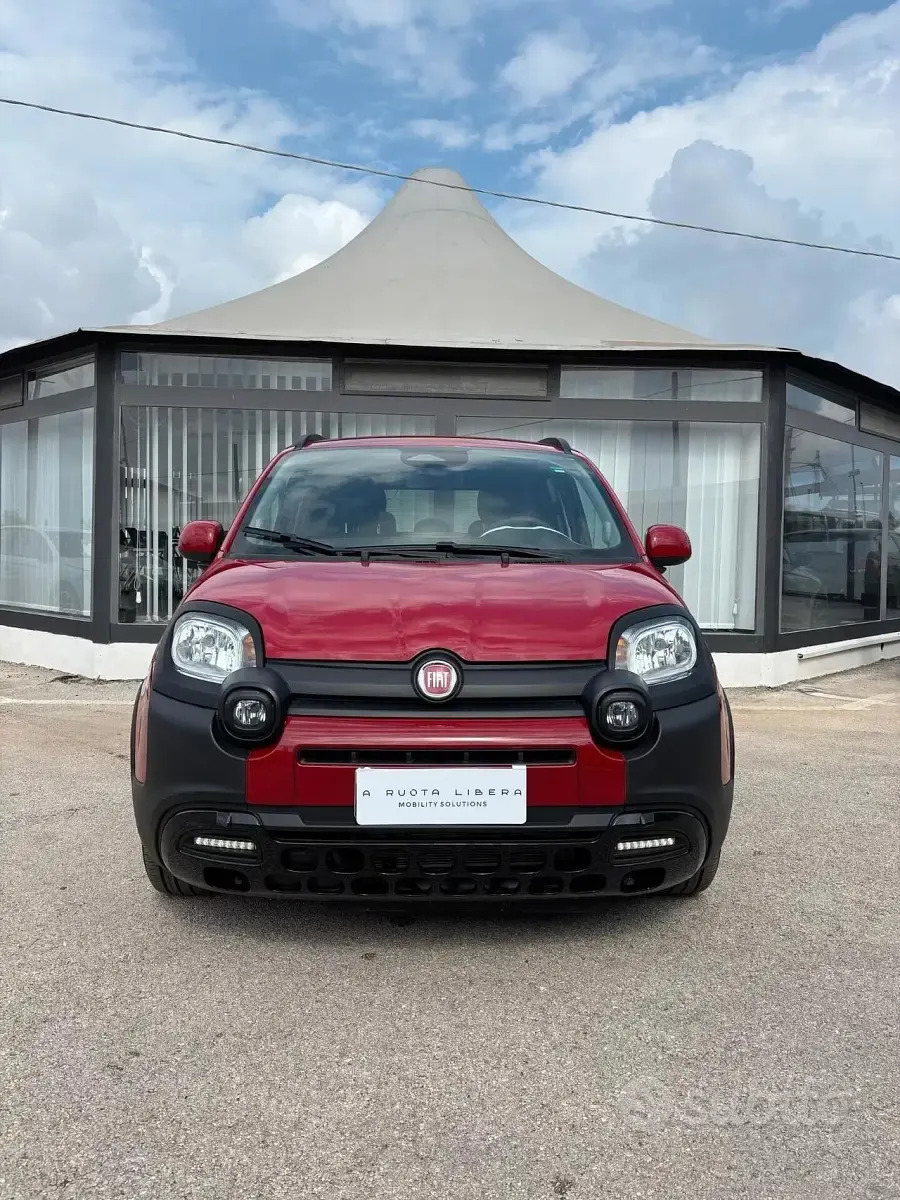 Usata Fiat Panda S 70 CV (51 kW) 2025 Rosso Utilitaria