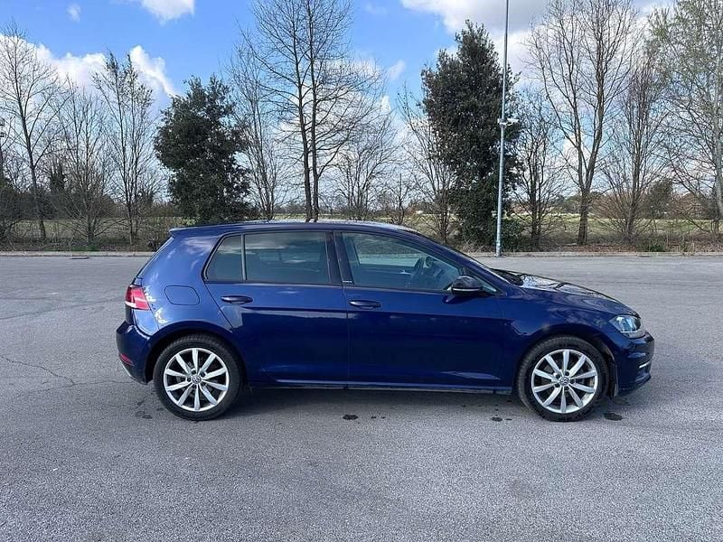 Używany VW Golf VII IQ Drive 116 KM (85 kW) 2019 Niebieski Sedan/Limuzyna