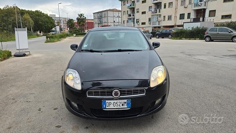 Usata Fiat Bravo 90 CV (66 kW) 2008 Nero Utilitaria