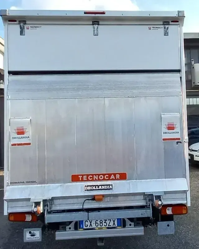 Usata Iveco Daily 136 CV (100 kW) 2025 Bianco Utilitaria