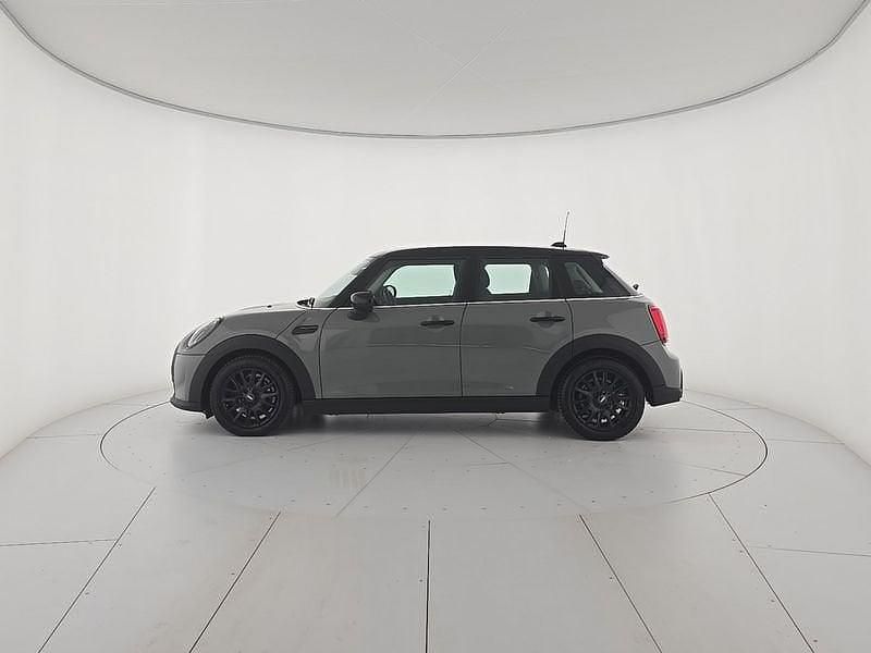 Usado Mini Cooper Essential 136 HP (100 kW) 2022 Cinzento Citadino