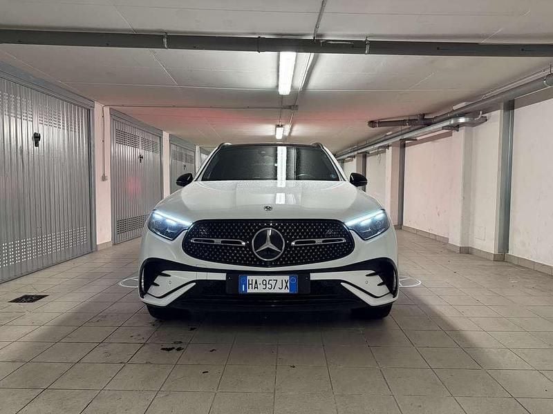 Usata Mercedes GLC220 AMG Line Premium Plus 197 CV (144 kW) 2023 Bianco SUV