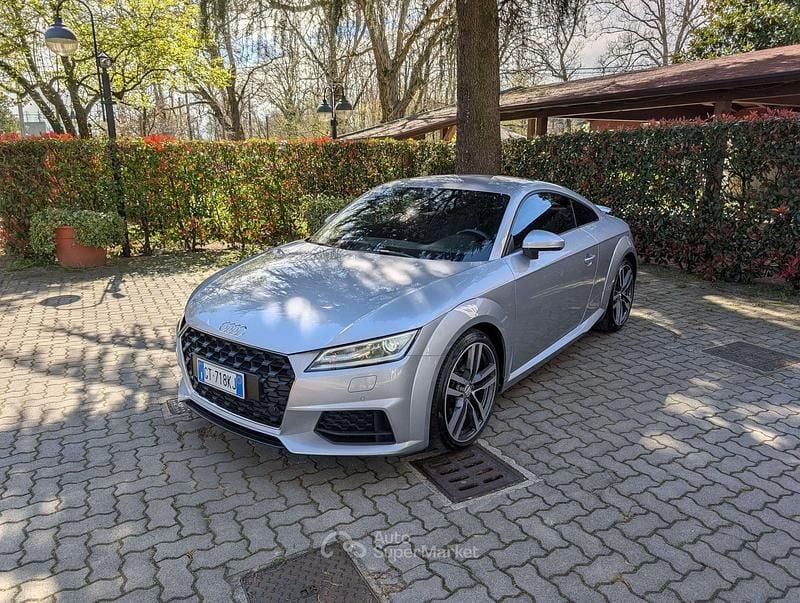 Usata Audi TT Ambiente 197 CV (144 kW) 2020 Argento floret metallizzato Coupé