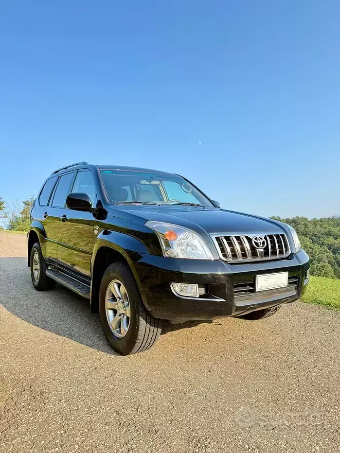 Usata Toyota Land Cruiser Executive 173 CV (127 kW) 2008 Nero SUV