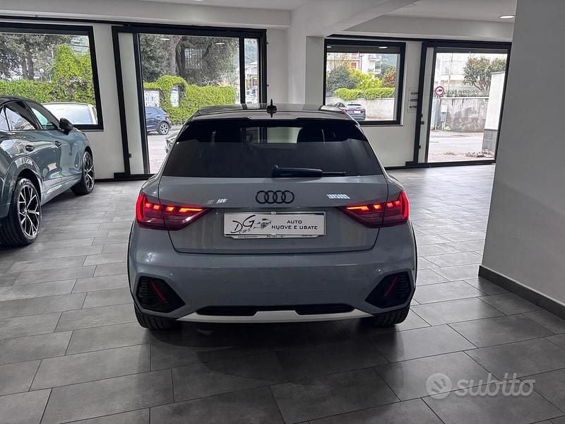 Usata Audi A1 Edition .1 116 CV (85 kW) 2020 Grigio SUV