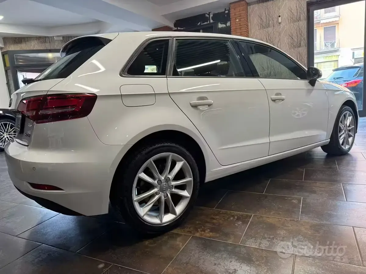 Usata Audi A3 Admired 116 CV (85 kW) 2018 Bianco Berlina