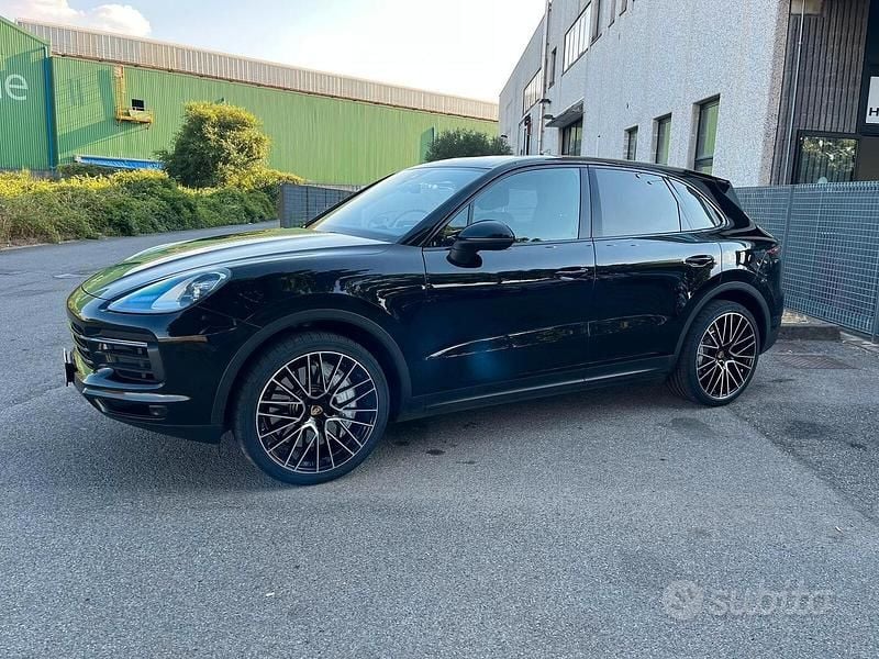 Usata Porsche Cayenne 340 CV (250 kW) 2018 Nero SUV