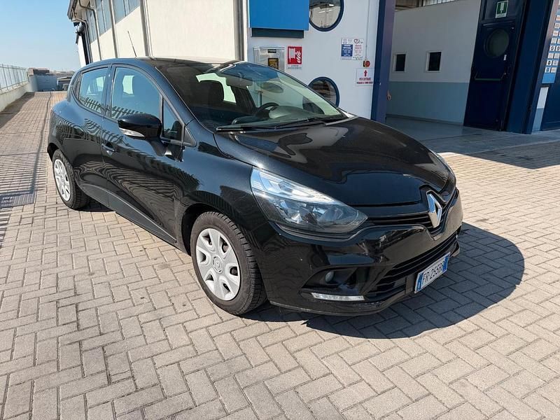 Usata Renault Clio IV Zen 90 CV (66 kW) 2018 Nero Berlina