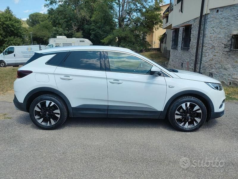 Usata Opel Grandland X 131 CV (96 kW) 2018 SUV