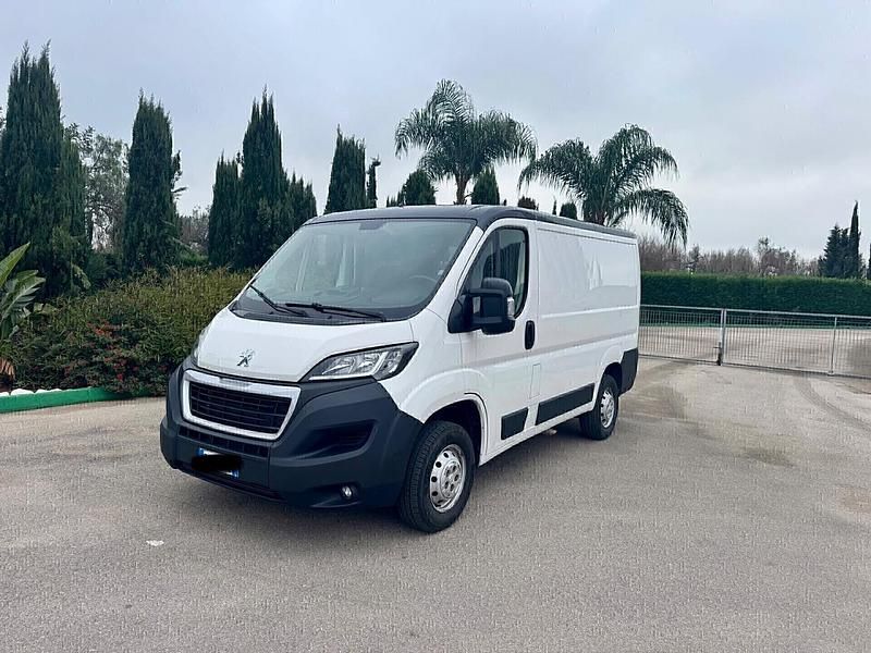Usata Peugeot Boxer 130 CV (95 kW) 2015 Bianco Furgone