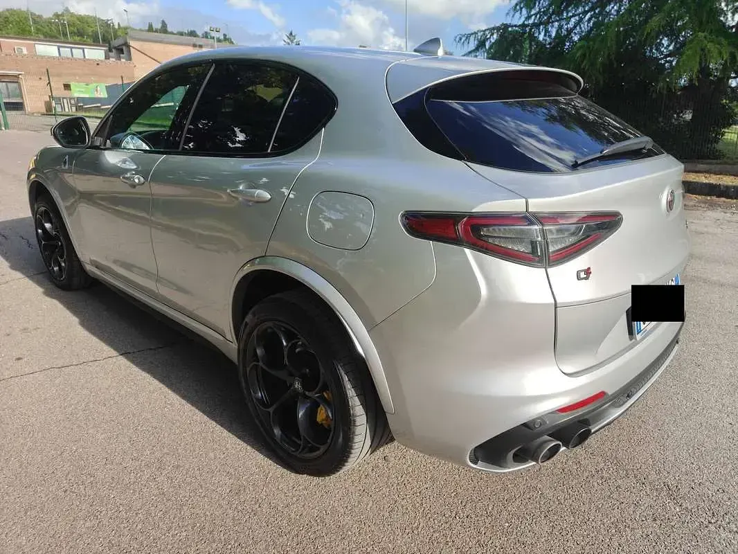 Usata Alfa Romeo Stelvio Quadrifoglio 510 CV (375 kW) 2020 Argento SUV