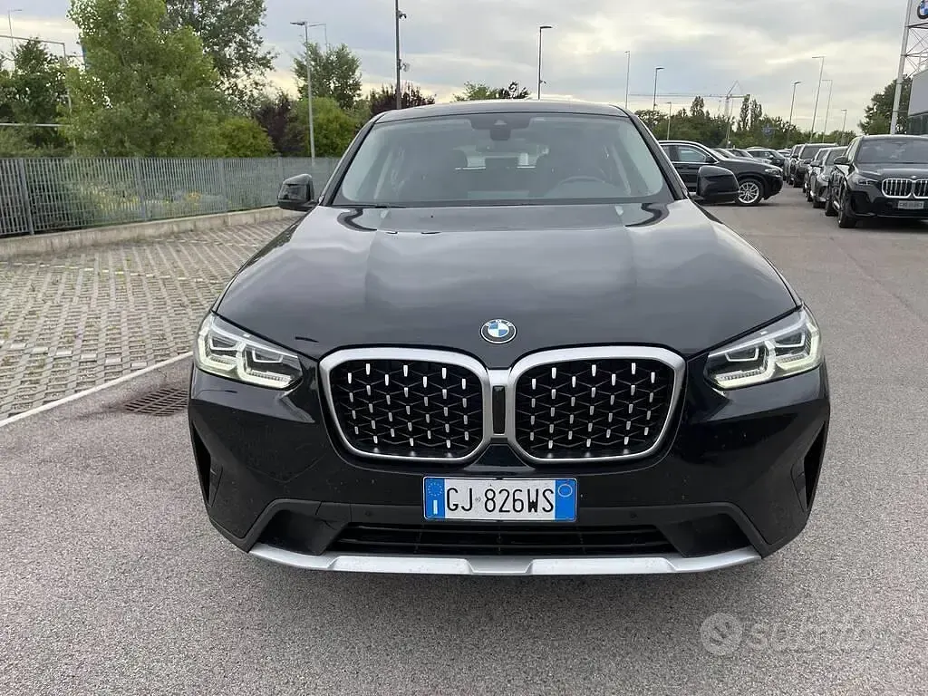 Usata BMW X4 190 CV (139 kW) 2022 Nero SUV