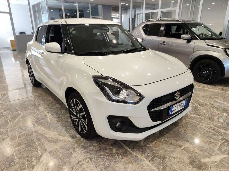 Bianco Usata 2023 Suzuki Swift Due volumi | 15.500 € (Buon prezzo) - Immagine 1/4