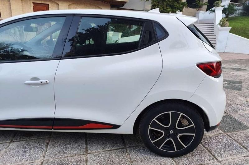 Usata Renault Clio IV 90 CV (66 kW) 2014 Other Berlina