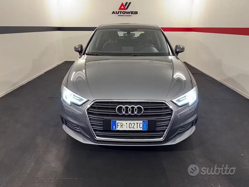 Usata Audi A3 Sport 116 CV (85 kW) 2018 Grigio Berlina