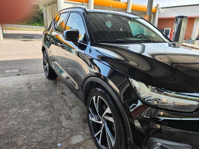 Usata Volvo XC40 R-Design 190 CV (139 kW) 2018 Nero SUV