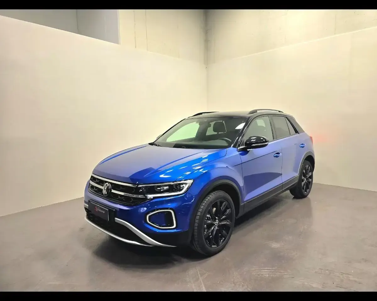 Usata VW T-Roc Style 110 CV (80 kW) 2022 Blu SUV