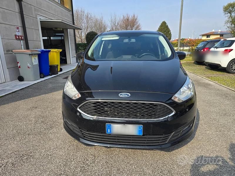 Usata Ford C-MAX Titanium S 120 CV (88 kW) 2017 Nero Monovolume