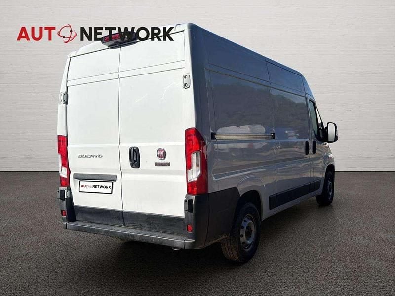 Usata Fiat Ducato 33 140 CV (102 kW) 2022 Bianco Furgone