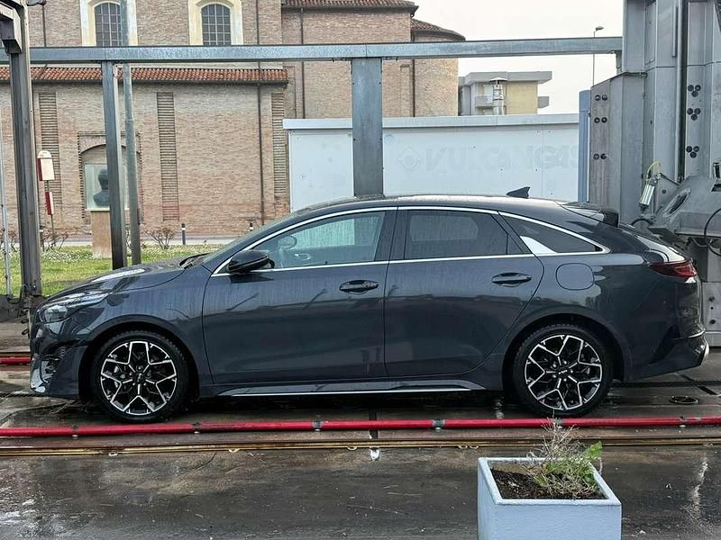 Usata Kia ProCeed GT-Line 160 CV (117 kW) 2023 Grigio Station wagon