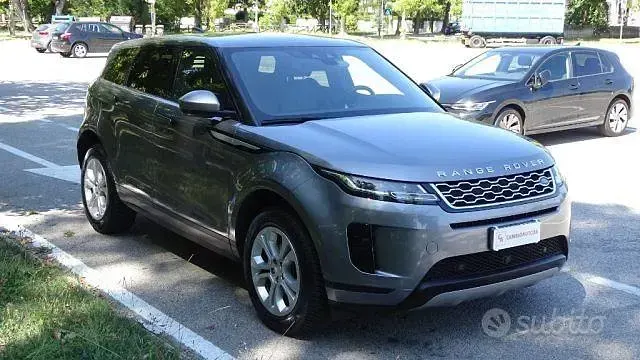Usata Land Rover Range Rover evoque R-Dynamic 150 CV (110 kW) 2020 Grigio SUV