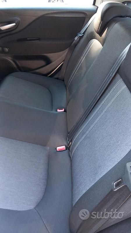 Usata Fiat Punto 75 CV (55 kW) 2013 Bianco Utilitaria