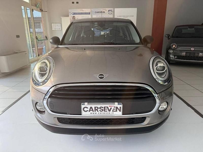 Usata Mini One Clubman 75 CV (55 kW) 2018 Gray Station wagon