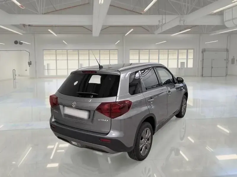 Usata Suzuki Vitara Cool 129 CV (94 kW) 2023 Grigio SUV