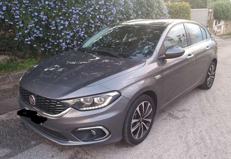 Usata Fiat Tipo Lounge 120 CV (88 kW) 2018 Grigio Berlina