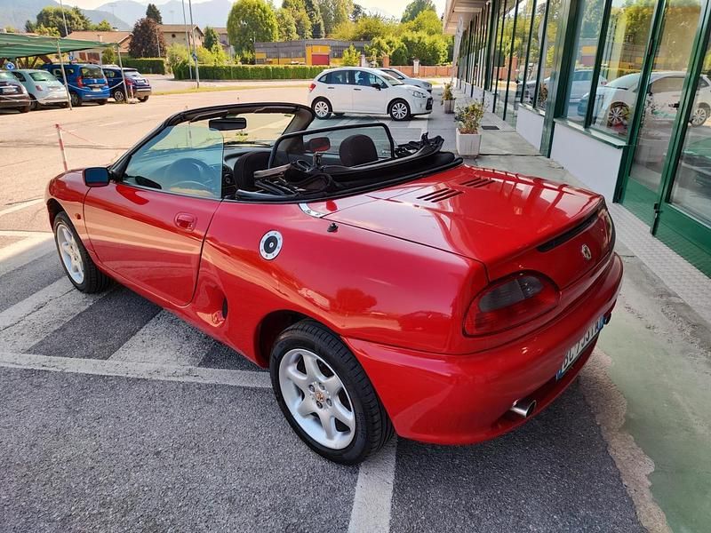 Usata MG F 120 CV (88 kW) 1999 Rosso Cabrio