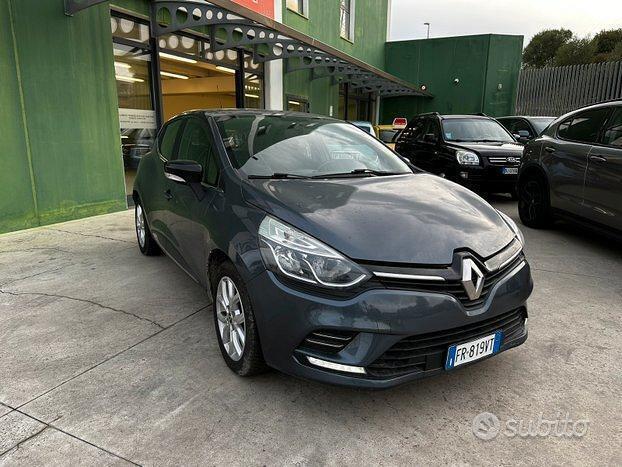Usato 2018 Renault Clio IV Benzin (10.500 €)
