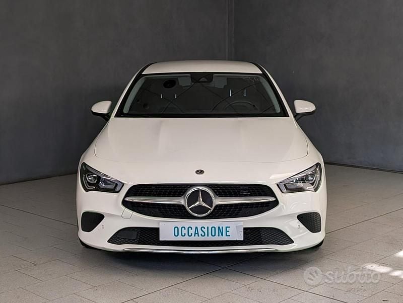 Usata Mercedes 180 115 CV (84 kW) 2022 Bianco Berlina