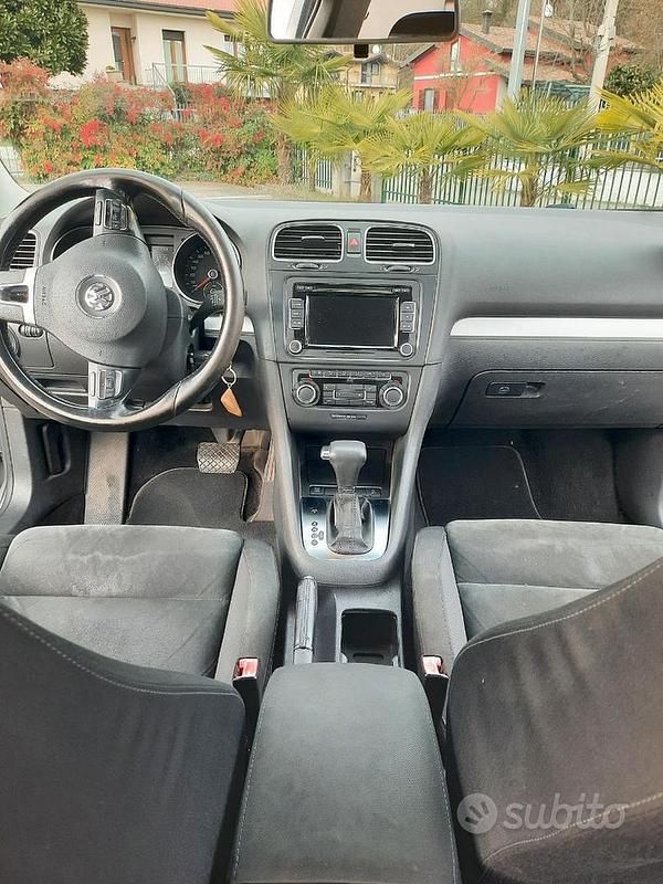 Usata VW Golf VI Highline 122 CV (89 kW) 2009 Grigio Utilitaria