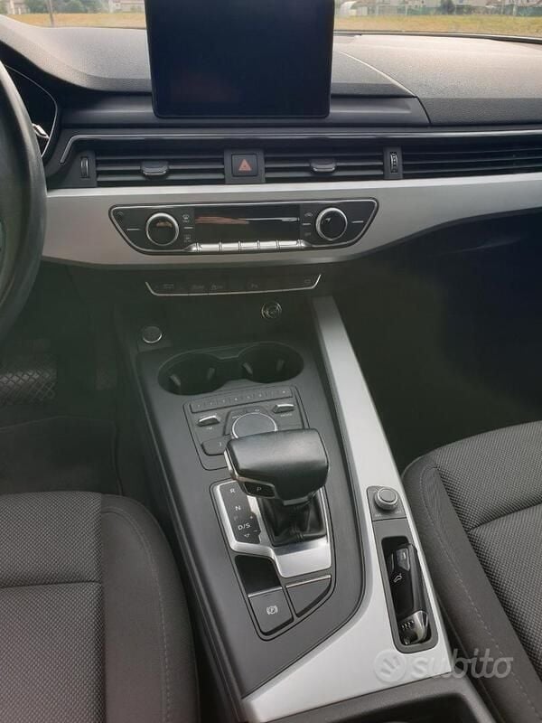 Usata Audi A4 Business 150 CV (110 kW) 2018 Bianco Station wagon