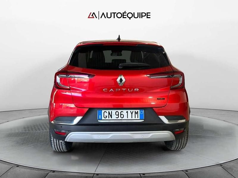 Usata Renault Captur Techno 143 CV (105 kW) 2023 Rosso SUV