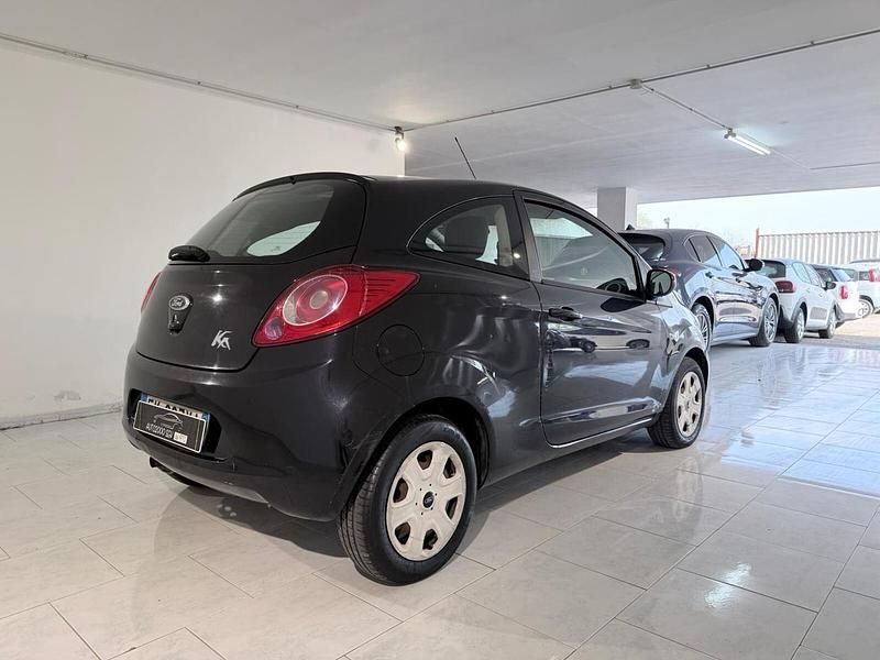 Usata Ford Ka 75 CV (55 kW) 2011 Nero Utilitaria