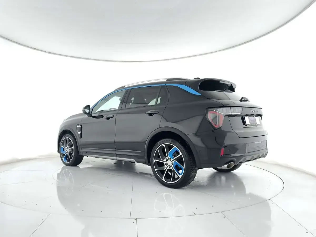 Usata Lynk & Co 01 179 CV (131 kW) 2022 Nero SUV