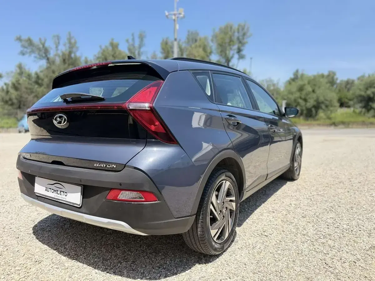 Usata Hyundai Bayon 101 CV (74 kW) 2022 Blu SUV