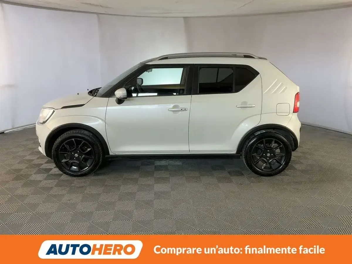 Usado Suzuki Ignis 90 CV (66 kW) 2019 Blanco SUV