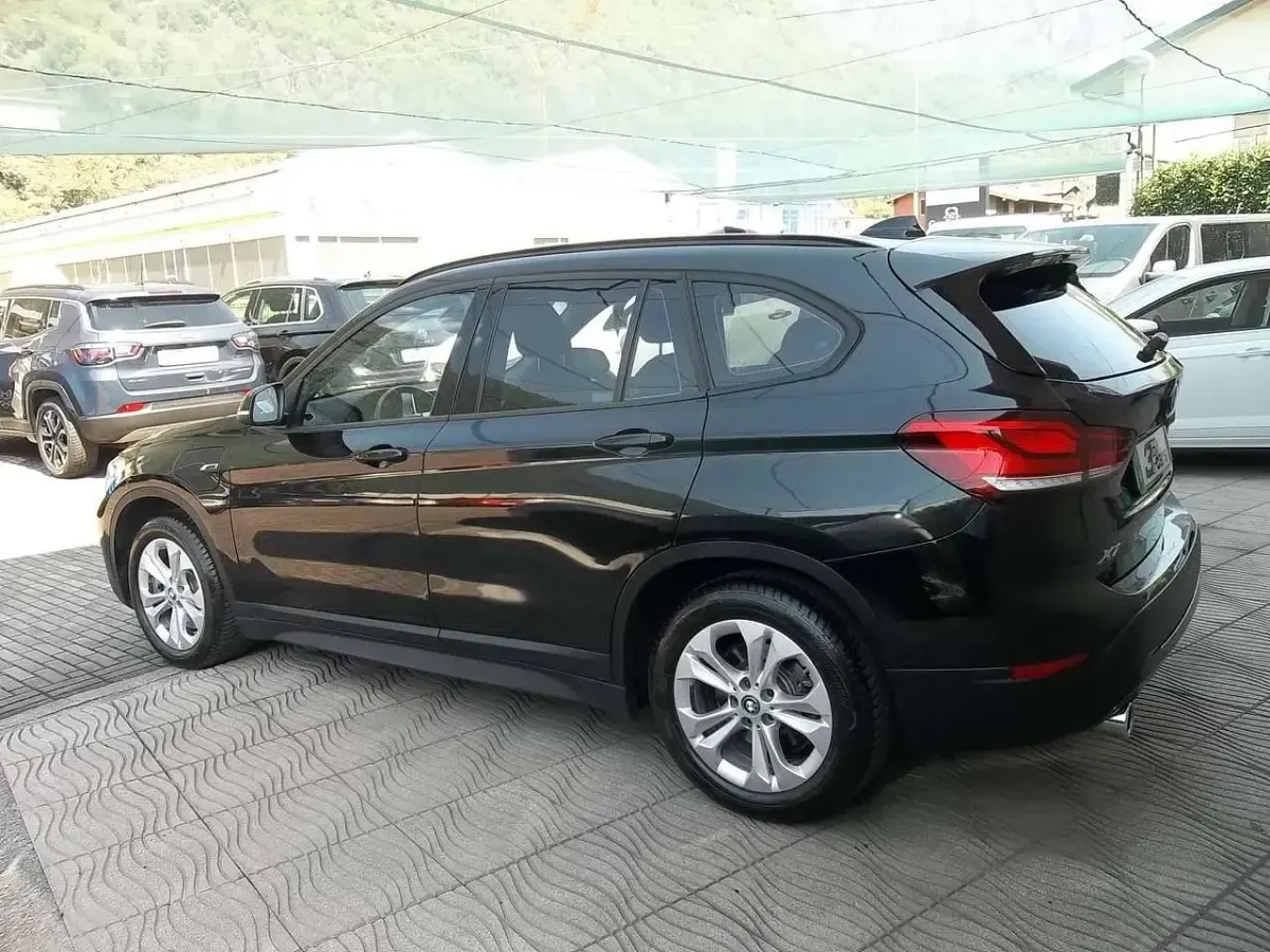 Usata BMW X1 Advantage 125 CV (91 kW) 2022 Metallo SUV