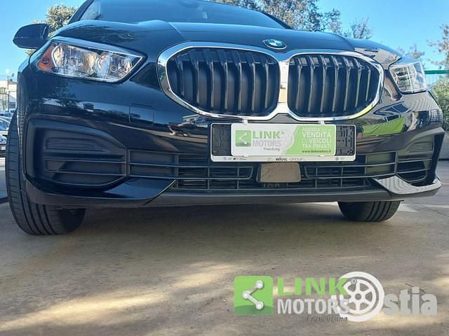 Usata BMW 118 Advantage 140 CV (102 kW) 2020 Nero Utilitaria