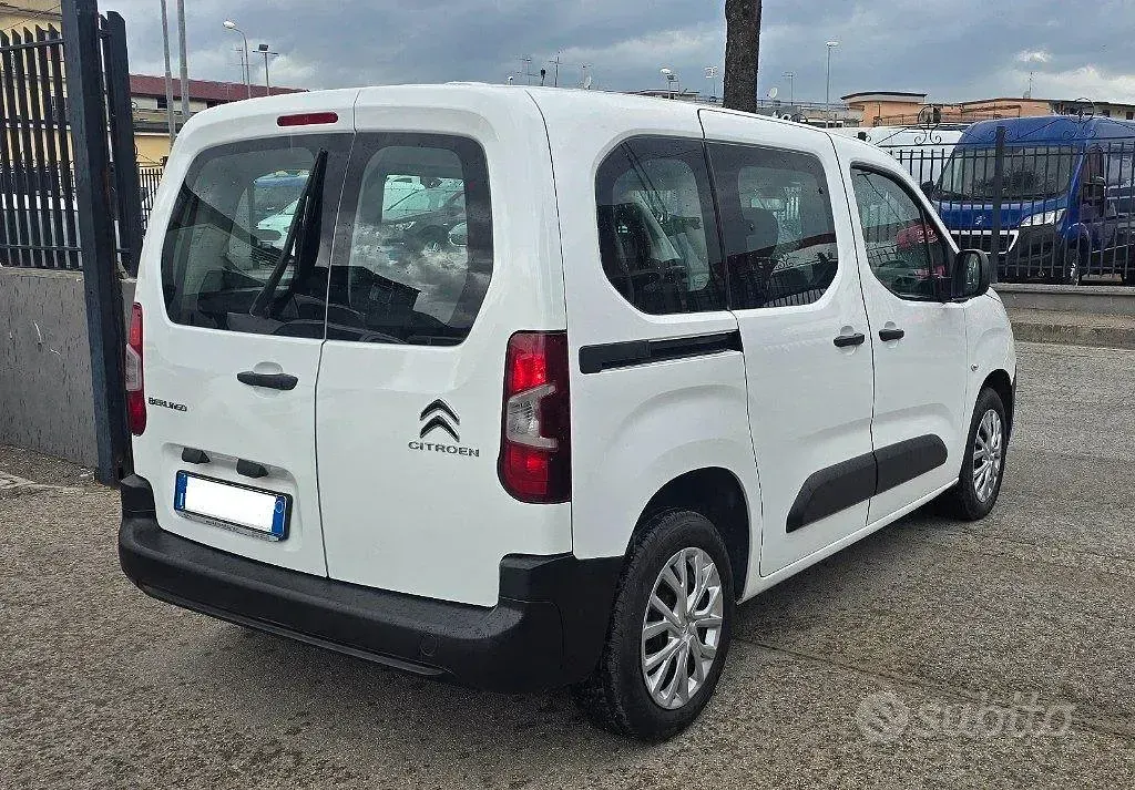 Usata Citroën Berlingo Live 102 CV (75 kW) 2021 Bianco Monovolume