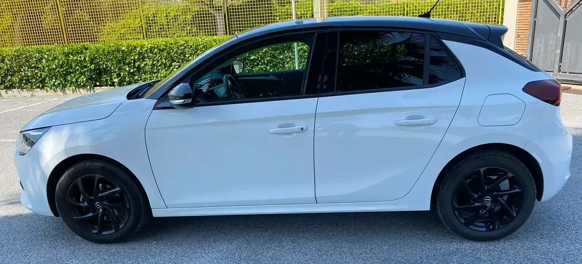 Usata Opel Corsa Elegance 75 CV (55 kW) 2020 Bianco Utilitaria