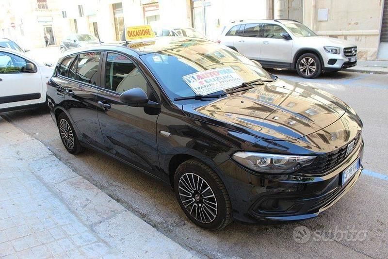 Usata Fiat Tipo 101 CV (74 kW) 2023 Nero Station wagon